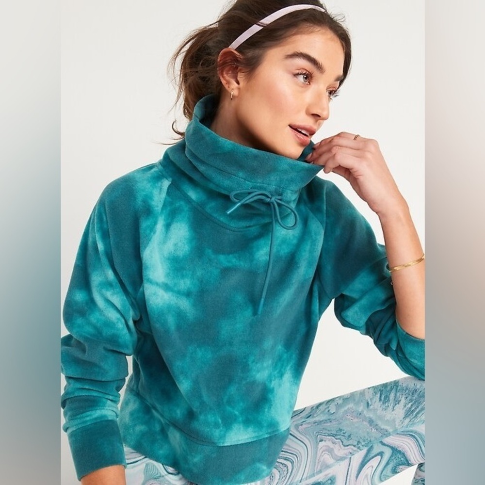 *Final Price* Old Navy Funnel-Neck Cropped Microfleece Sweatshirt in Teal Tonal